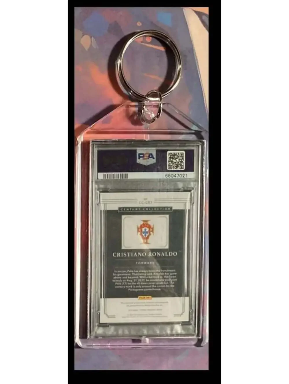 3167 Cristiano Ronaldo 2018 Panini Nat Treas Century Patch Auto Keychain - Gift